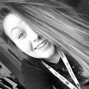 Meet your Posher, Katelyn